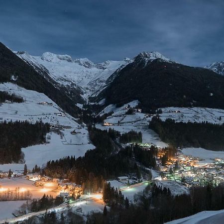 Stuebilerhof Apartment Ahrntal ภายนอก รูปภาพ