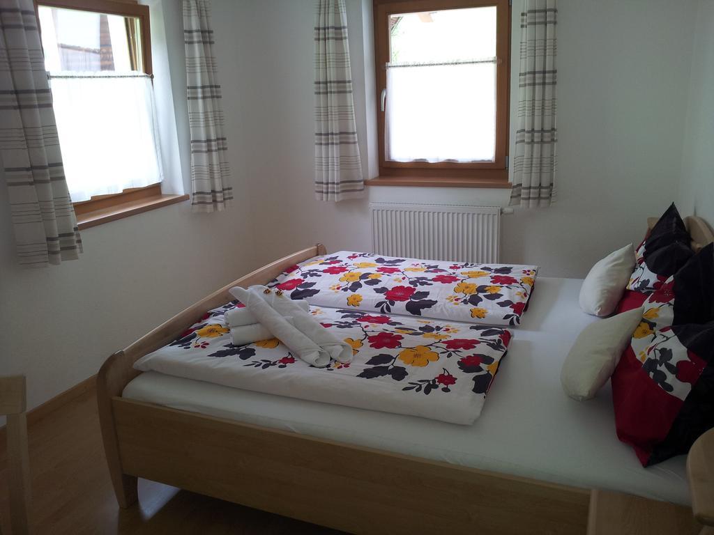Stuebilerhof Apartment Ahrntal ห้อง รูปภาพ