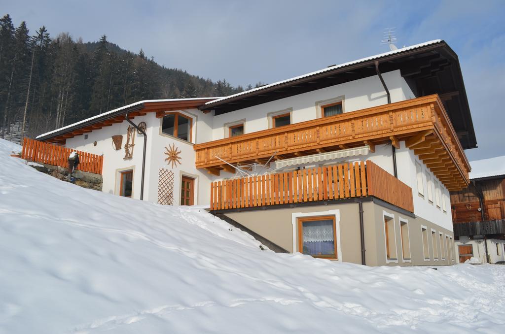 Stuebilerhof Apartment Ahrntal ห้อง รูปภาพ